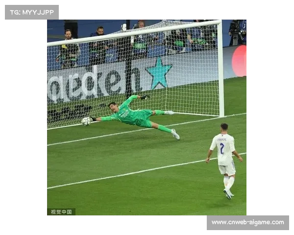 库尔图瓦神扑救主，皇马客场门将成关键